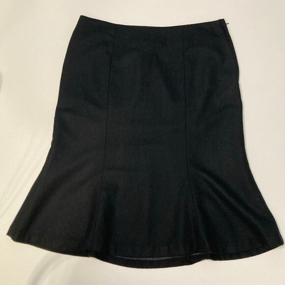 GAP Women’s Size 6 Stretch Fit Wool Blend Black Trumpet Pencil Skirt - Picture 1 of 7